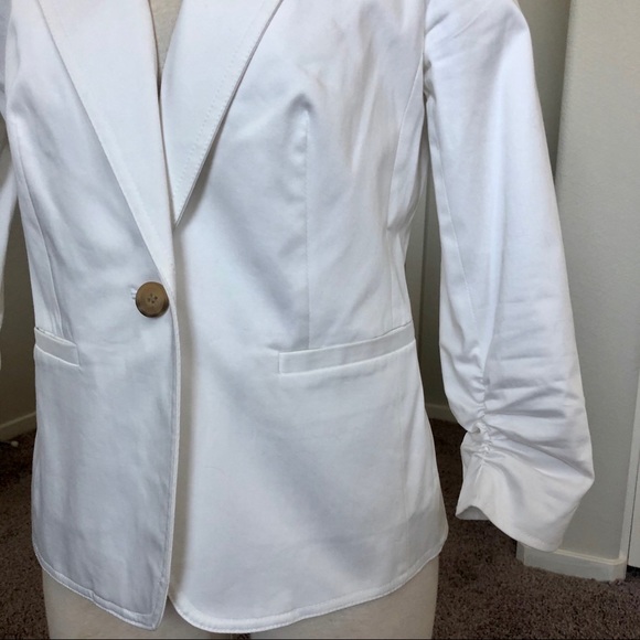 The Limited White Ruched Blazer Jacket - Picture 3 of 9